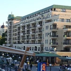 https://admiral-apartments.goldensandshotels.net
